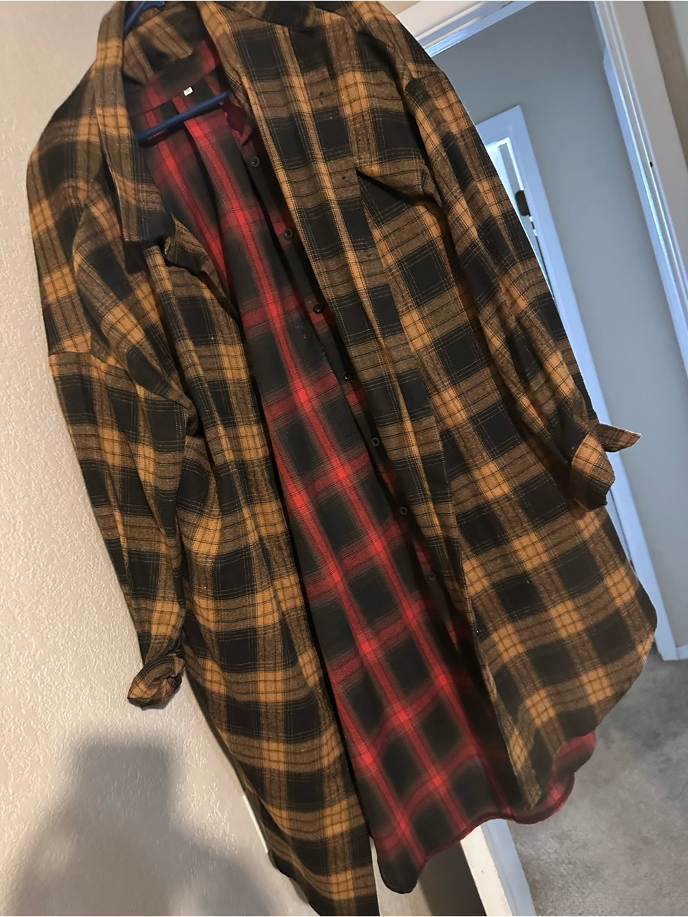 Plaid Long Sleeve Women's Shirt Dress in Black & Tan